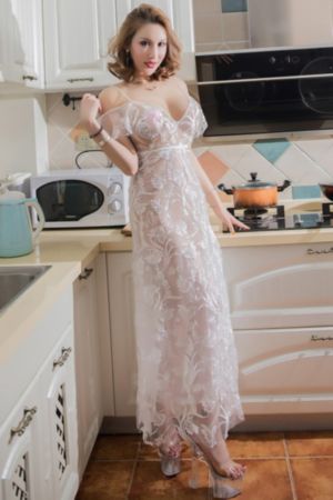 战王绝嗣，却意外撞见缩小版自己-最新电视剧英文版字幕