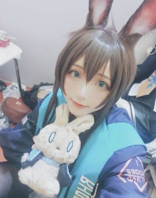 唯美女人帮（2012）-高清版日本成人在线