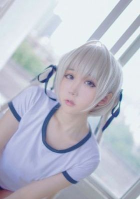 爱与黑暗的故事-百度英文版字幕